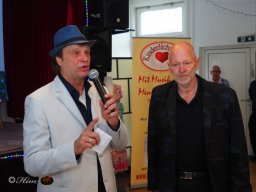 Künstler helfen Kinder - Mit Musik zur Menschlichkeit